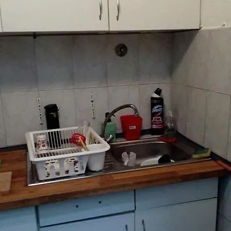 Lamis Хостел
